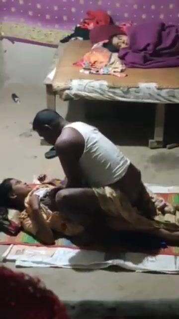 Real Father Having Sex With Daughter Infront Of Mother Leaked Video