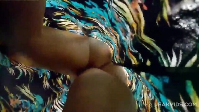 Kid films teacher's pussy in the classroom video leaked - 4 image