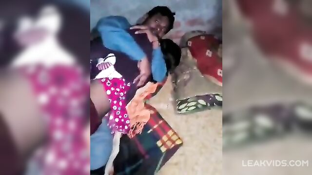 Blackmailed teen for sex on bed video leaked - 3 image