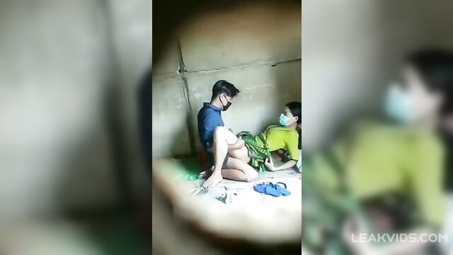 Couple caught while fucking video leaked - 1 image