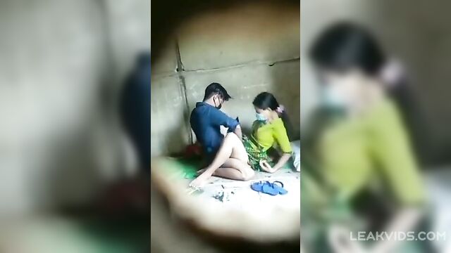 Couple caught while fucking video leaked