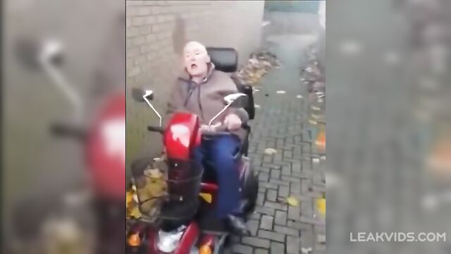 Whore caught sucking a very old dick and makes him cum all - 5 image