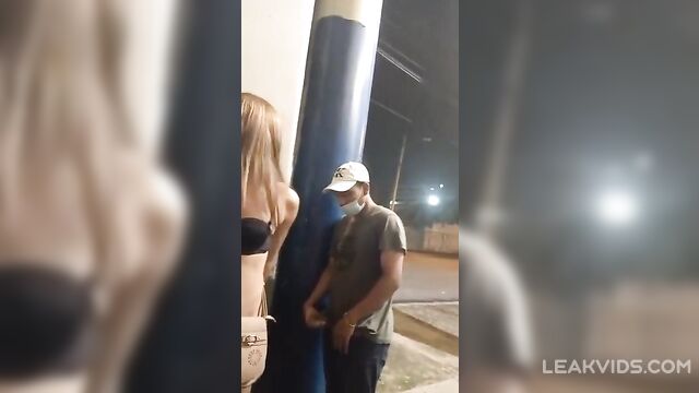 Kinky Guy caught fucking a street crack whore - 2 image