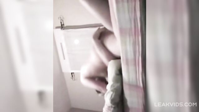 Real Mom Riding Her Own Sons Penis Leaked (DarkWeb) - 4 image