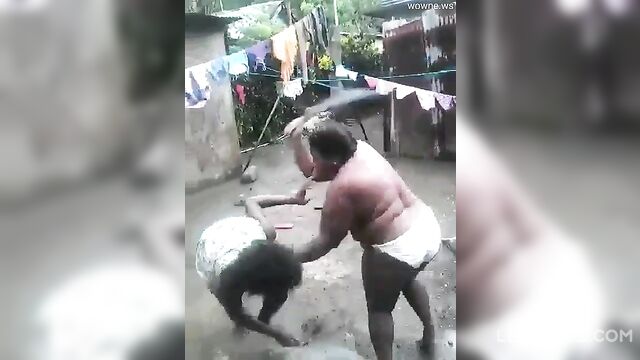Furious Mature African Whores Are Fighting - 3 image