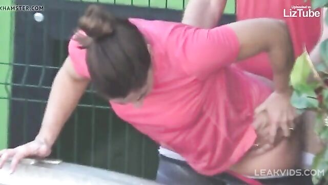 Football coach and kid's mom caught fucking outdoor scandal hidden cam - 4 image