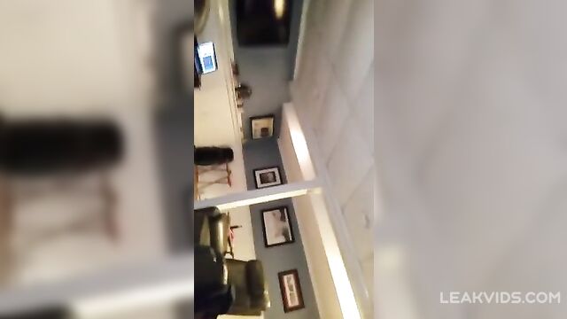 Real friend's mom sucking her son's friend leaked video - 3 image