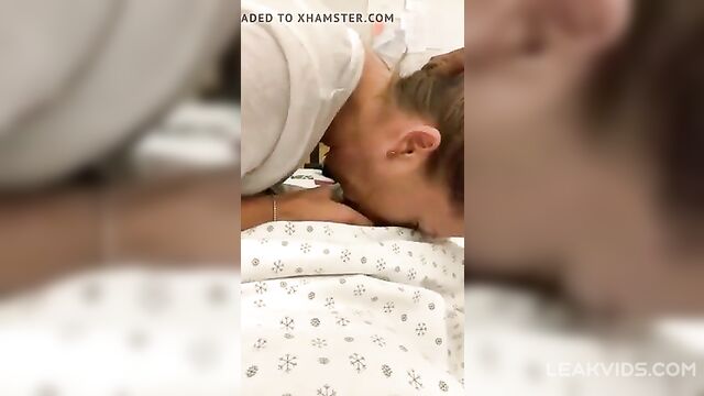 Real sexy nurse caught sucking patient at the hospital - 3 image