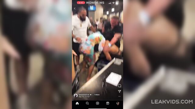 Hot Celebrity Joseline Hernandez's big tits pop out during a fight part 2 - 2 image