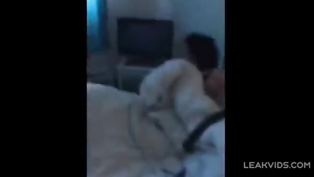 Real mother caught fucking daughter's boyfriend - 3 image