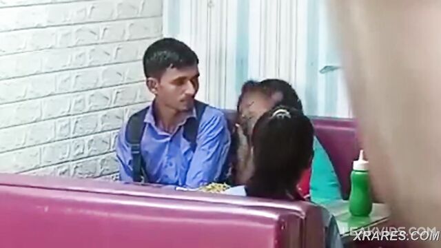 Mom Having Sex With Boyfriend In A Restaurant Front Of Daughter - 3 image