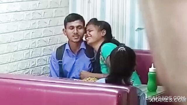 Mom Having Sex With Boyfriend In A Restaurant Front Of Daughter - 5 image