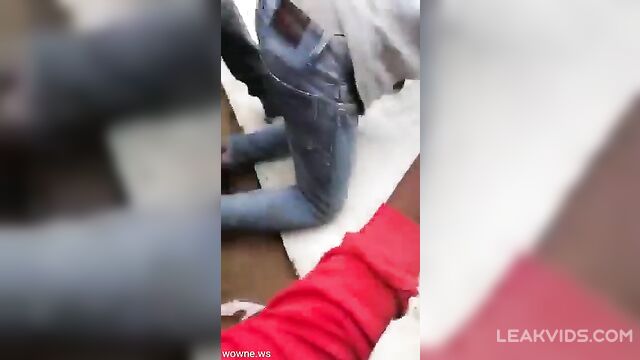 African girl shows pussy to the crowd - 5 image