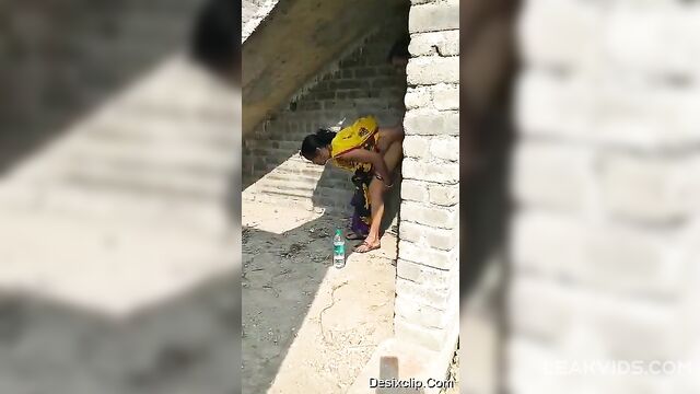 Indian uncle and aunty caught making love - 2 image
