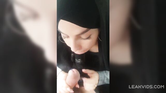 Real Iran hijab muslim girl giving blowjob to her lover in car - 1 image