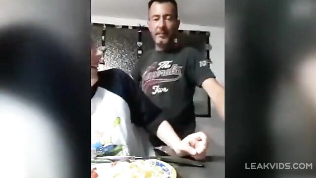 Dad Flash His Daughter's Tits Infront Of Camera - 4 image