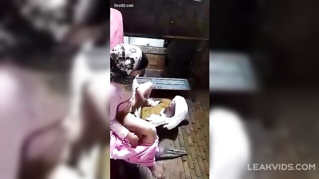 Crazy Afgani Father Fuck His Daughter When Mom Is Outside - 1 image