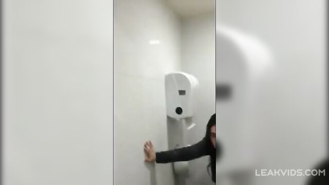 She Fucks Her Real Teacher In School Bathroom - 4 image