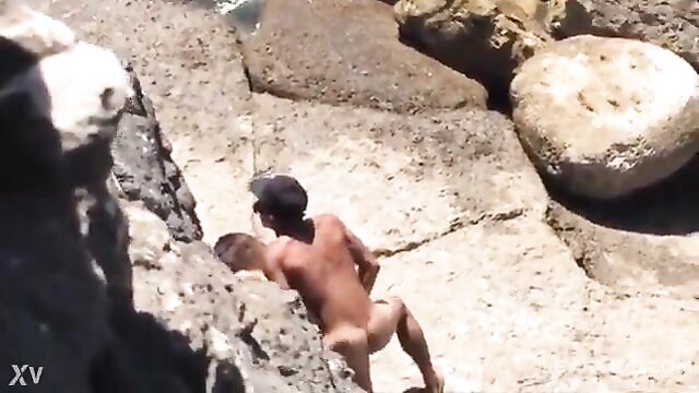 Dude from the gang fucks an innocent girl hard on the beach - 4 image