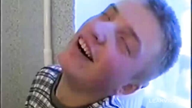 Young son can have incest sex with mom even being drunk - 4 image