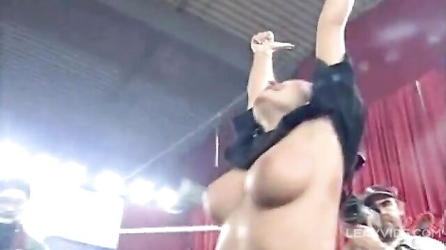 Ukrainian Woman Fucks 621 Men In Two Days For Free