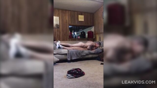 100% REAL 18 yo son fucking his 50 yo mother’s friend - 5 image