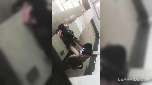 Real Indian teacher fucks his student in class. - 4 image