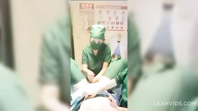 Real doctor giving handjob before operation - 5 image