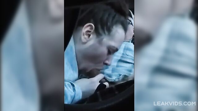 Daughter quickly swallows and sucks her father's cock in the car - 2 image