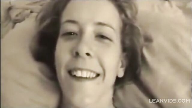 Brutal beating of a submissive woman - 1 image