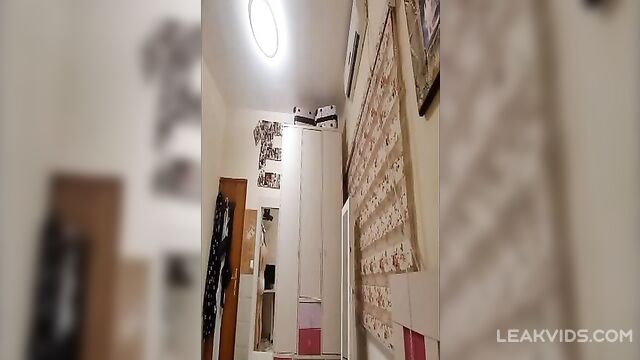 Brother Spying on his Arabian haired sister - 3 image