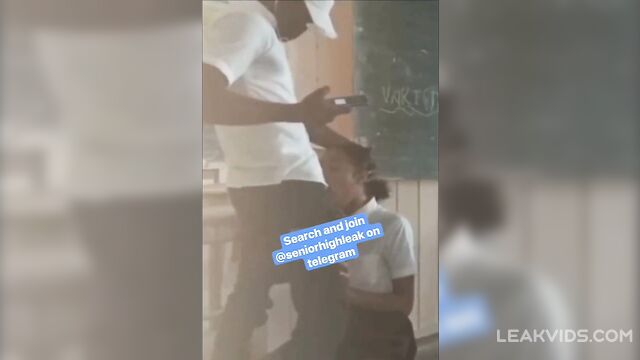 Teacher recorded a student fucking in class - 4 image
