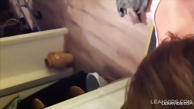 Son's hard cock gets a blowjob from his horny, slutty mom - 4 image