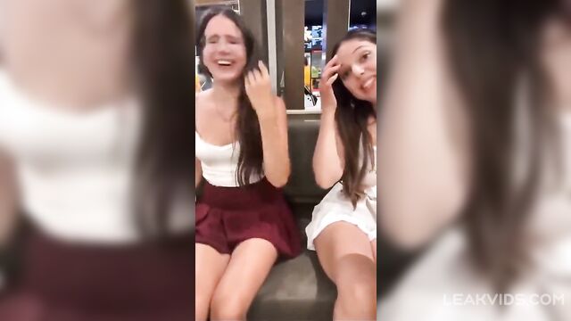 Two crazy sisters licking each other's pussy in a fastfood restaurant - 4 image