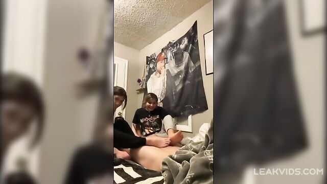 Two sexy sisters blow me - My Sister's sweet saucy mouth and my cousin's tight ass! - 5 image