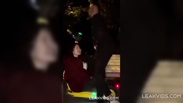 Young whore gives a guy a blowjob on a scooter - 5 image