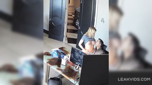 Father fucks his blonde daughter on hidden camera - 2 image