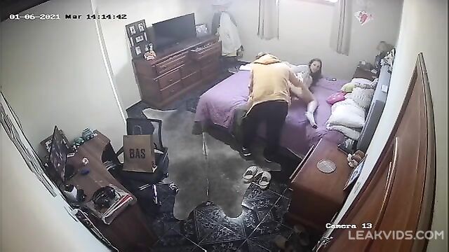 Real Dad Fucks Daughter On Hidden Camera - 3 image