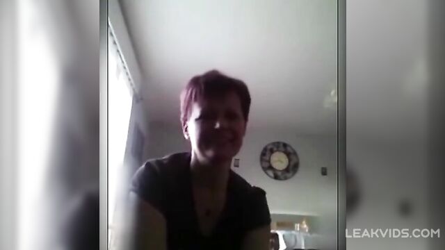 Real Mom jerks off her Son when Dad goes to work - 1 image