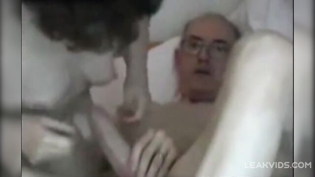 Own daughter gives grandpa a blowjob - 4 image