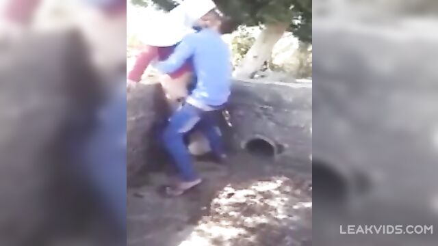 Muslim sister was caught fucking her brother in public - 5 image