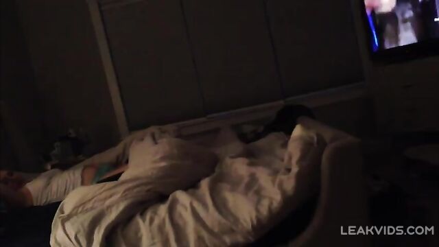 Pretty Mom Caught on Hidden Cam - Horny Masturbation Session ENDS in Orgasm! - 4 image