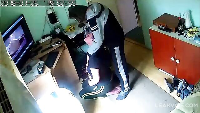 Brother and Sister Hidden Cam Blowjob & Sucking BBW Leaked Sex Tape - 1 image