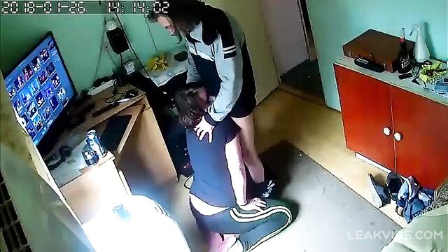 Brother and Sister Hidden Cam Blowjob & Sucking BBW Leaked Sex Tape - 5 image