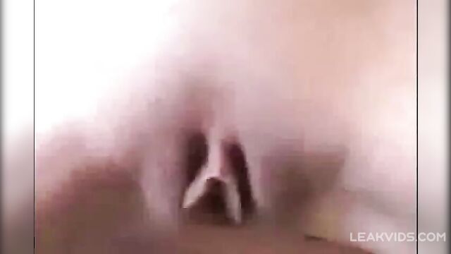 Sexy sister wants to get pregnant and fucks her brother - 3 image