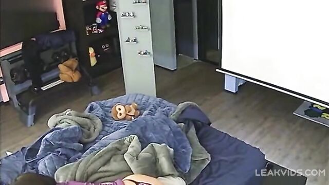 American Sister Fucking Her Sick Brother On Ip Cam - 3 image