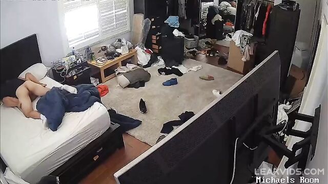 Horny Junkie Brother Fucks His Sleeping Sister On Hidden Cam - 5 image