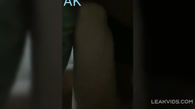 Muslim father loves traditional incest with his daughter, who came to visit him while her mom is out of the house - 2 image