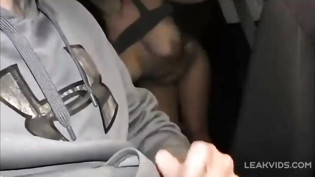 Real Sister Gets Fucked By Brother In The Car - 4 image