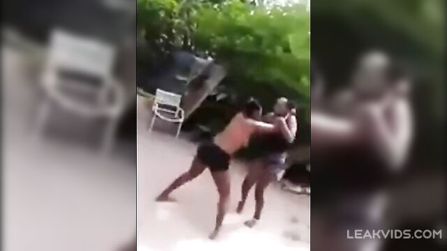 Black Lady Fights with Neighbor Naked - 4 image
